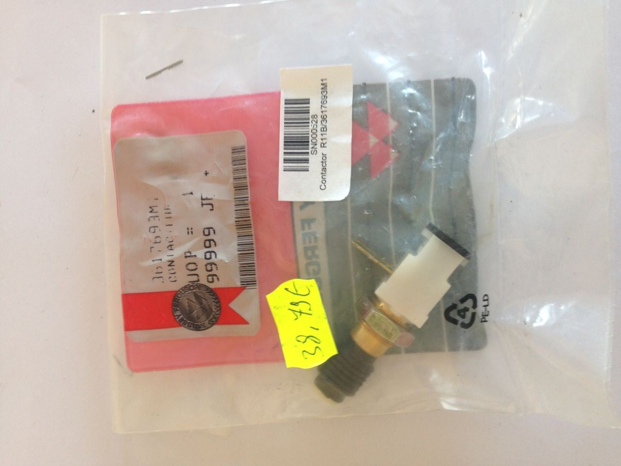 Contactor Massey Ferguson 3617693M1