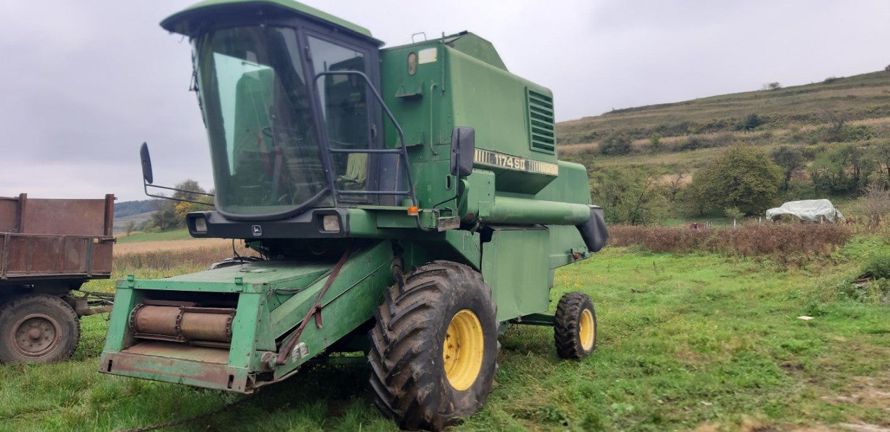 Dezmembram combina John Deere 1174SII