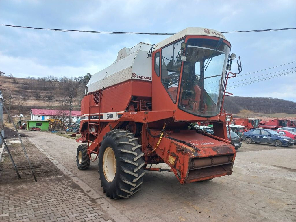 Dezmembram combina Laverda 3700