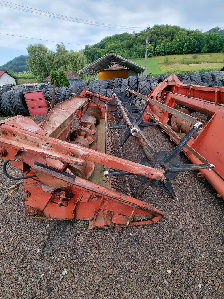 Dezmembram echipament/masa paioase CASE IH 825