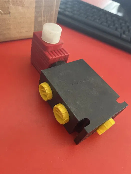 Distribuitor AZ52443