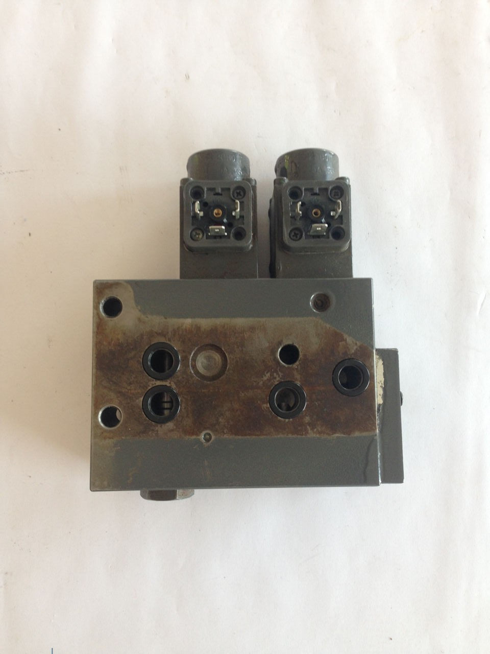 Distribuitor VA262147