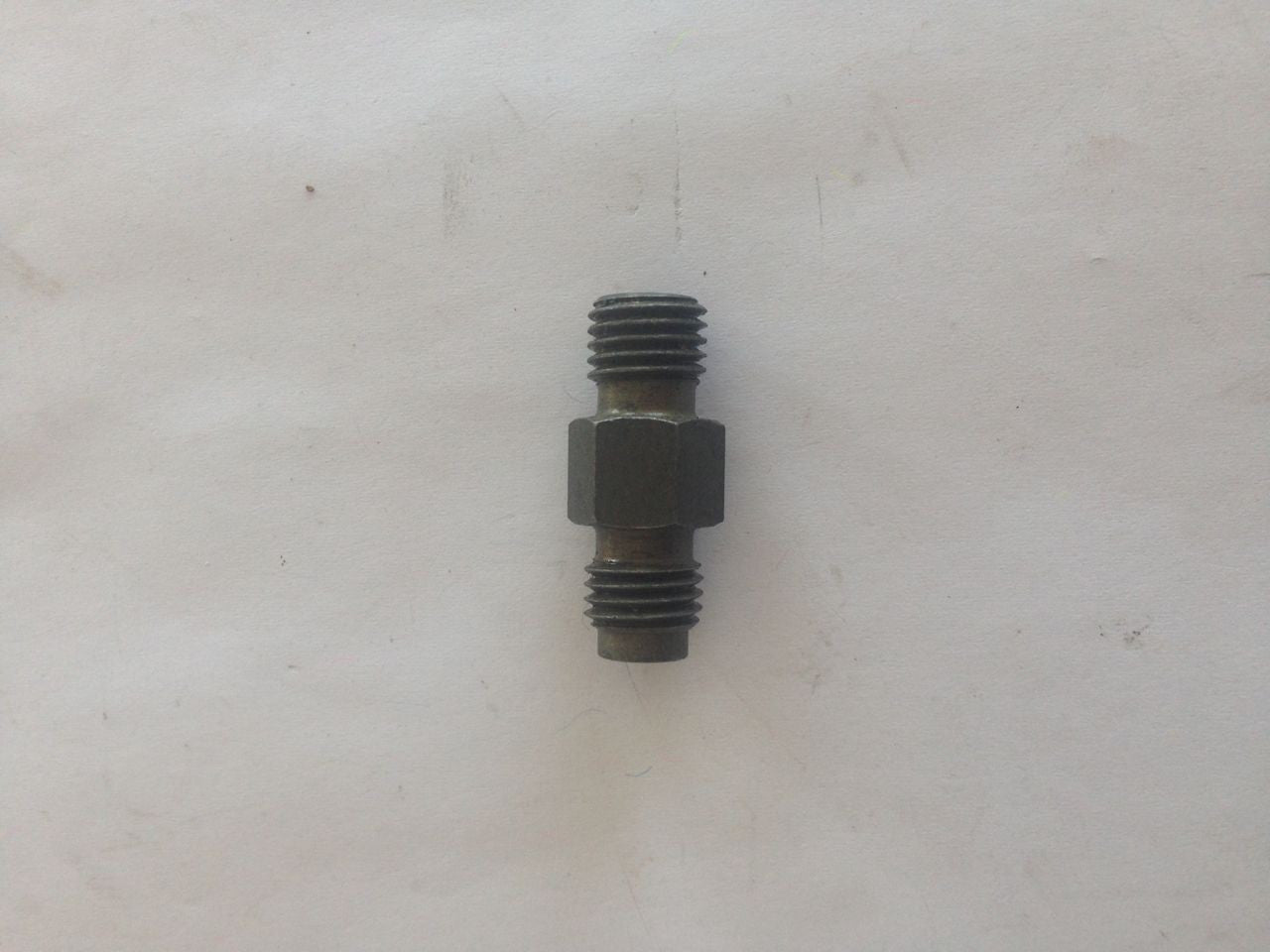 Niplu conducta injector 33435