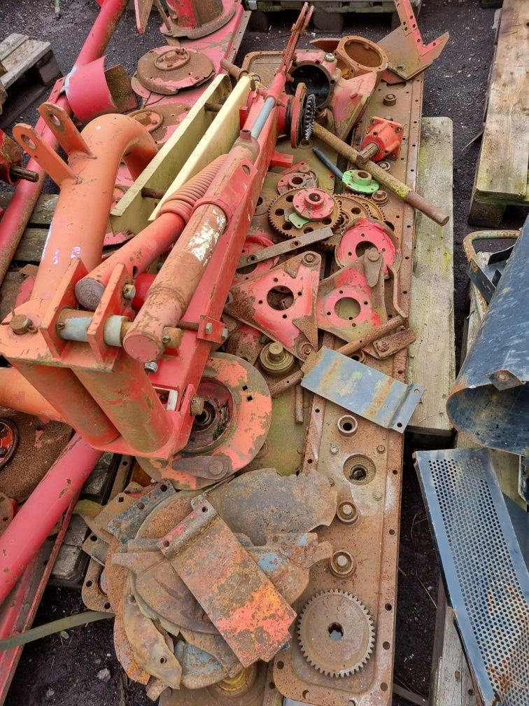 Piese cositoare Vicon