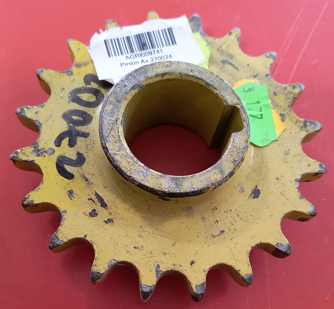 Pinion Ax 270024