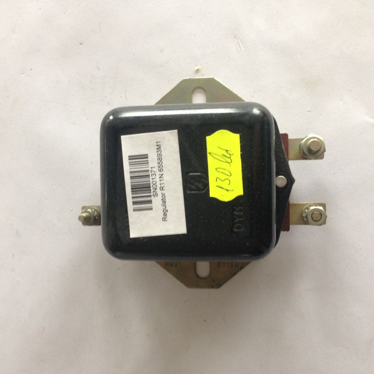 Regulator Massey Ferguson 655893M1