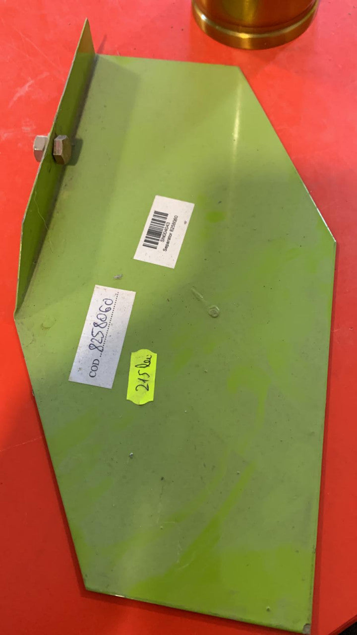 Separator 8258060